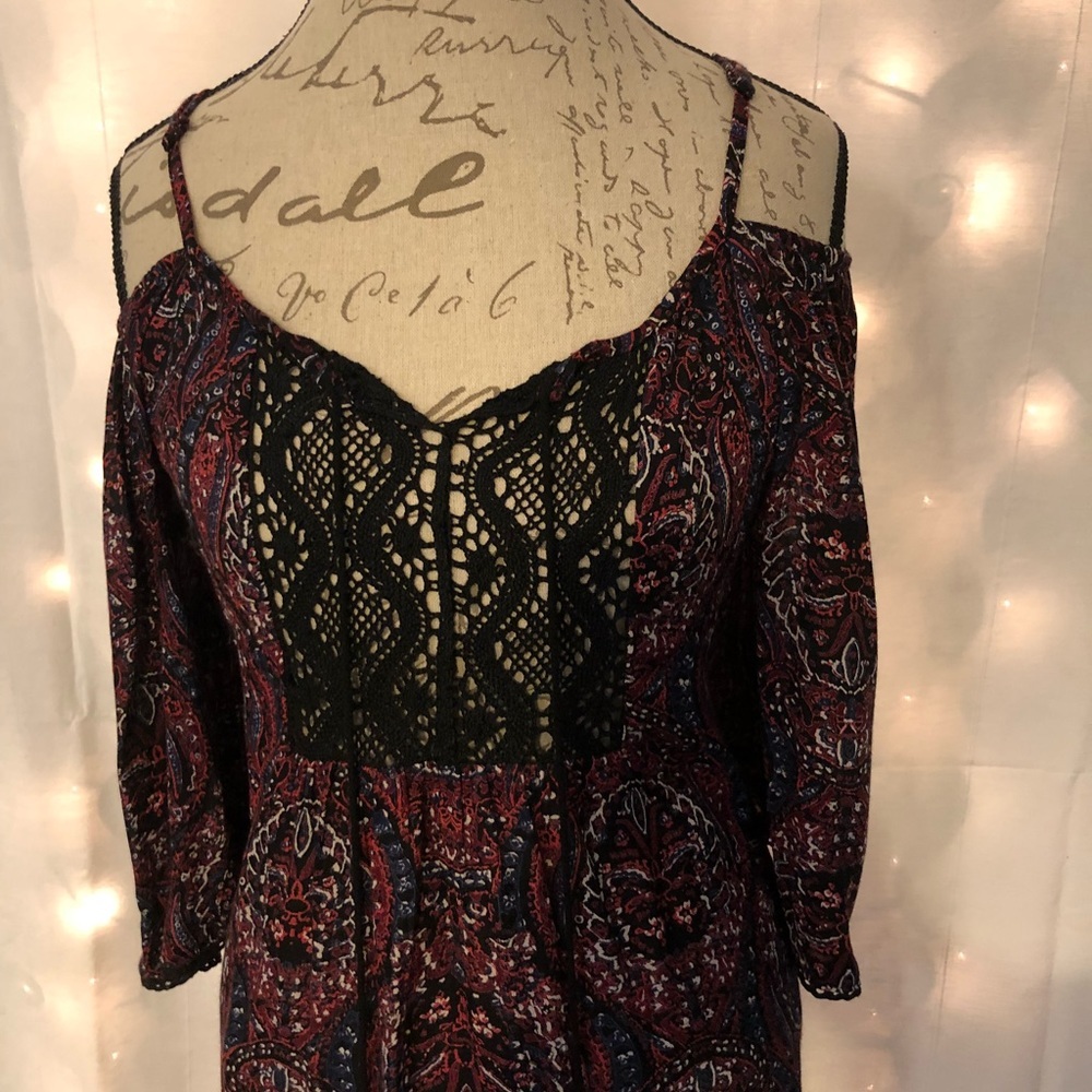 1[Angie] Black & burgundy peasant dress - Picture 2 of 7